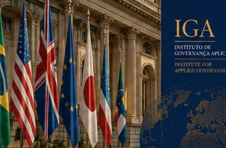Bandeiras de diversos países em encontro internacional